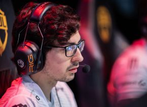 Com excelentes chamadas de Barão, INTZ derrota o Flamengo no CBLoL