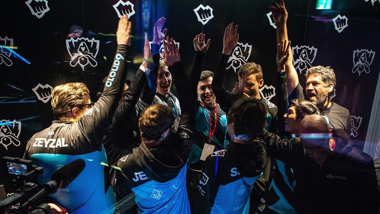Cloud9 vence primeira partida na fase de grupos do Mundial. (Foto; Instagram/cloud9gg)
